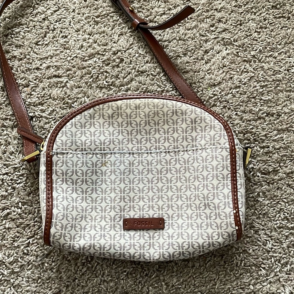 Fossil small/medium purse